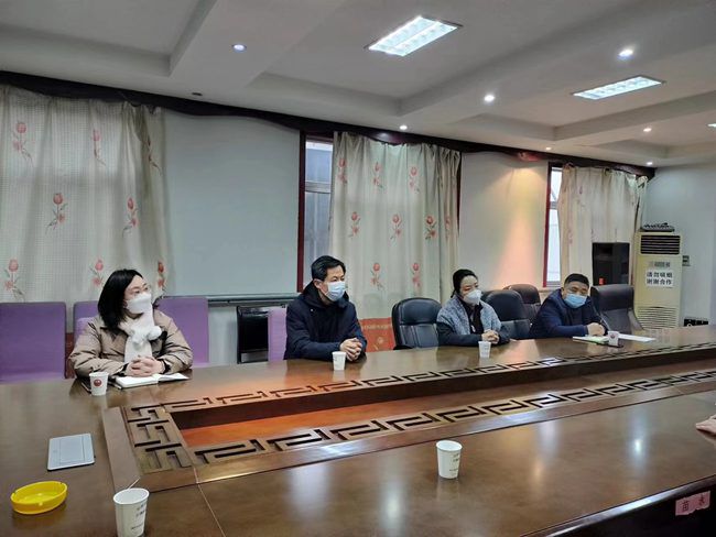 武陟縣人民政府副縣長(zhǎng)蘇瑞君、縣農(nóng)業(yè)局局長(zhǎng)宋治環(huán)一行蒞臨我公司調(diào)研